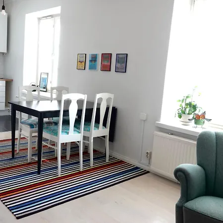 Charming Apartment *